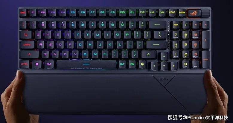 ROG键盘哪款将征服你的指尖？开元棋牌2024电竞神器大盘点(图1)